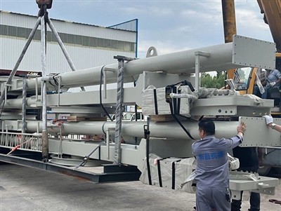 Panduan Harga Lengan Pemuatan Marin: Faktor yang Mempengaruhi Kos